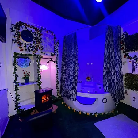 Love Room Paris-2